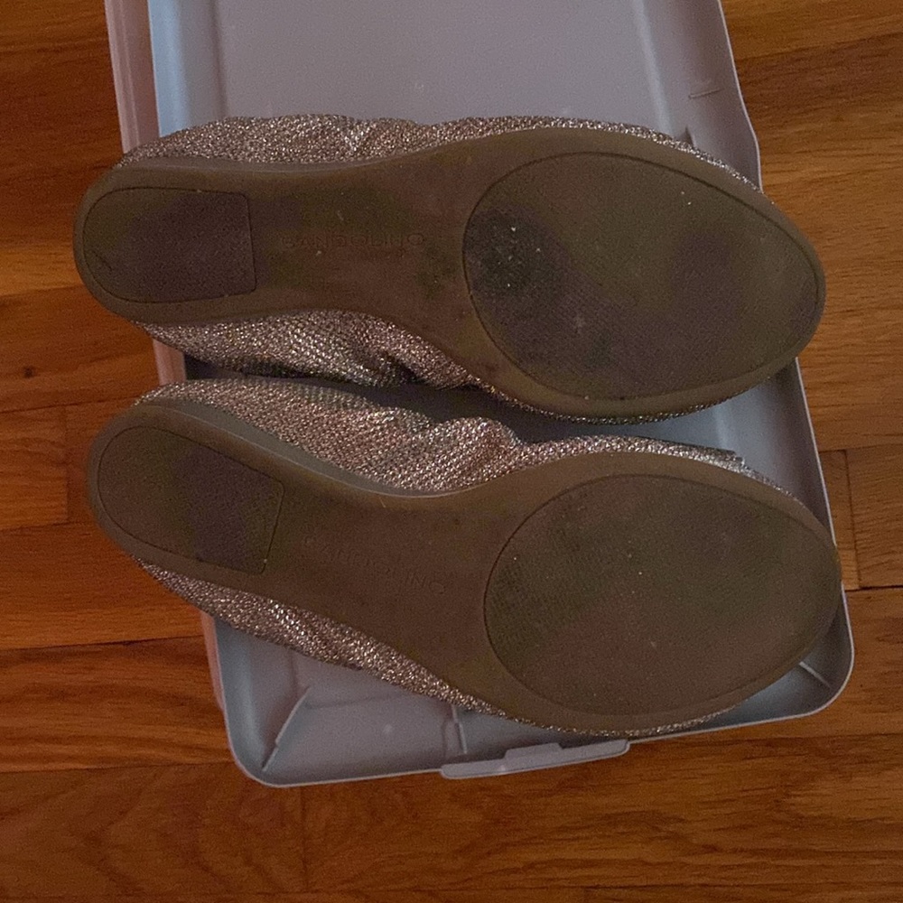 Shoes - Picture 2 of 3